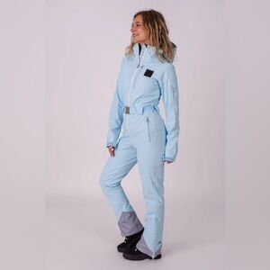 NWT OOSC Women's Ice Blue Fitted Ski Suit
